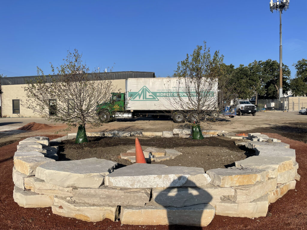 Retaining Wall Installation in Round Lake